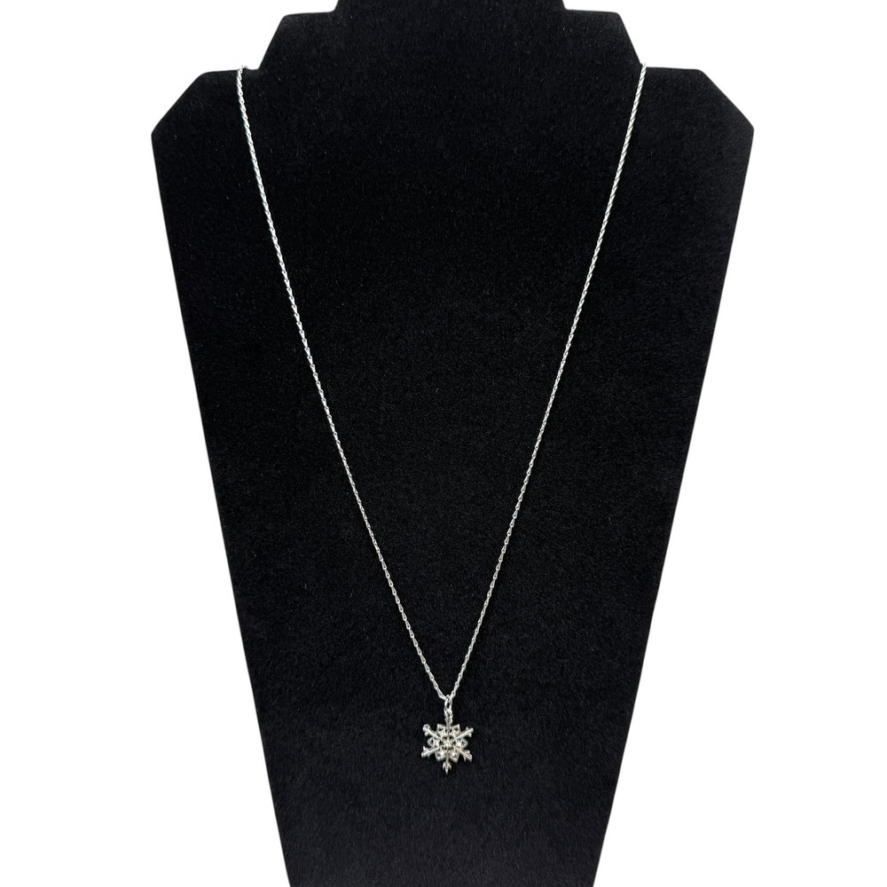 Sparkling Crystal Rhinestone Snowflake Pendant and Necklace Silver Tone 26 in L